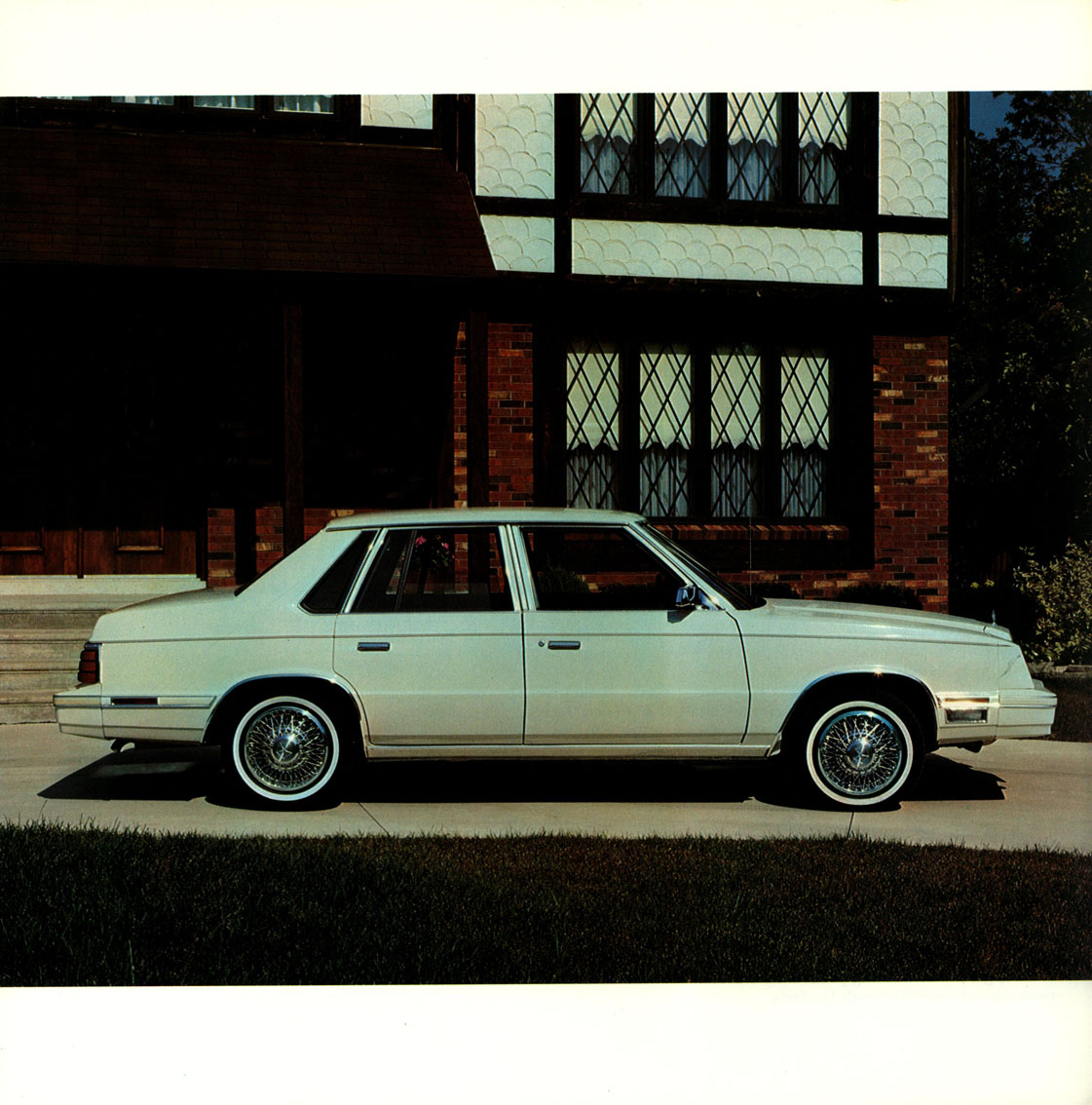 n_1984 Plymouth Caravelle (Cdn)-04.jpg